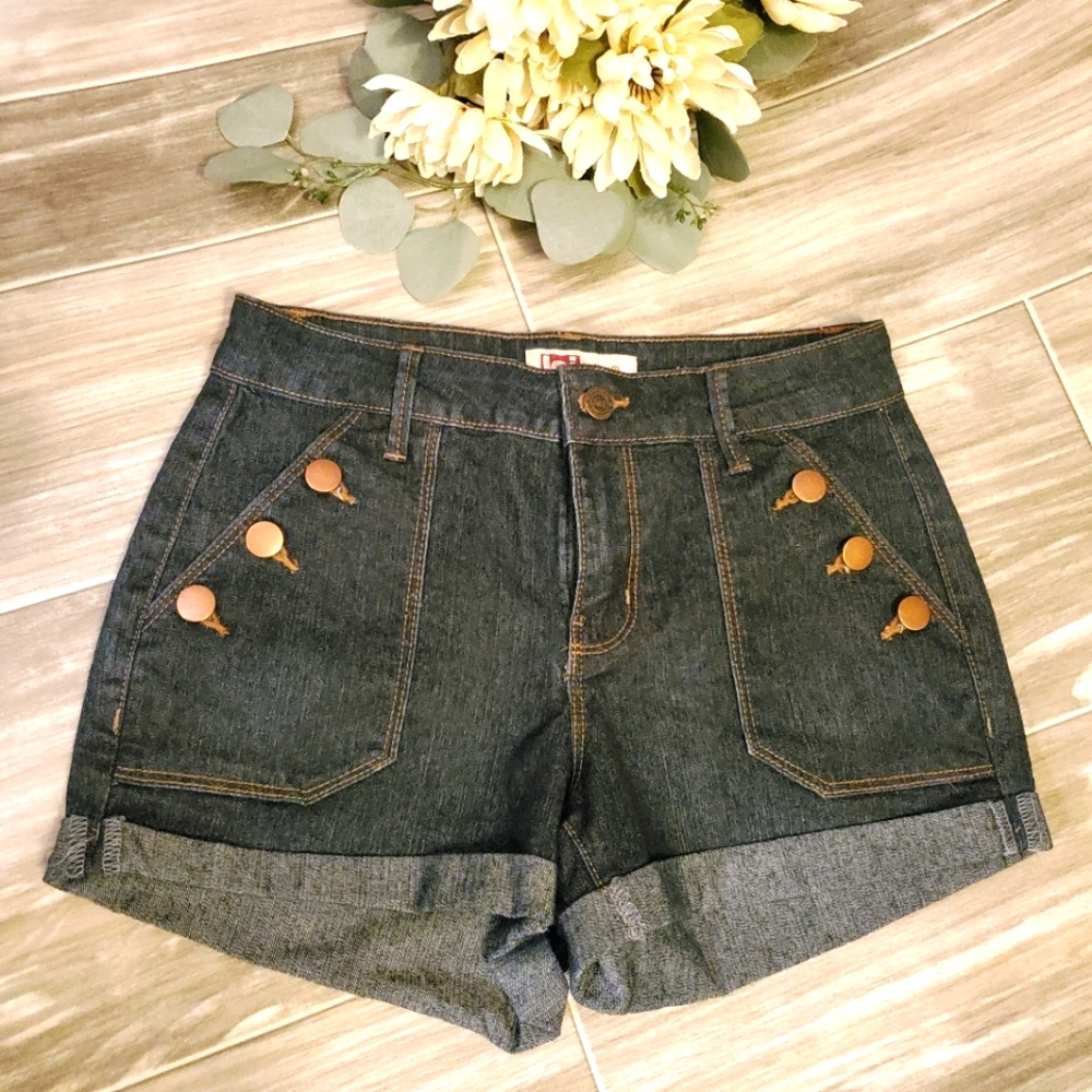 L.E.I Denim Shorts | Size 3 Regular